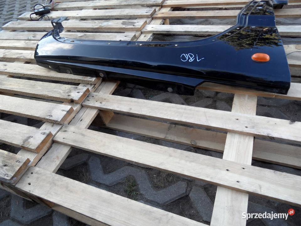 JEEP CHEROKEE KJ III 04r błotnik prawy przód