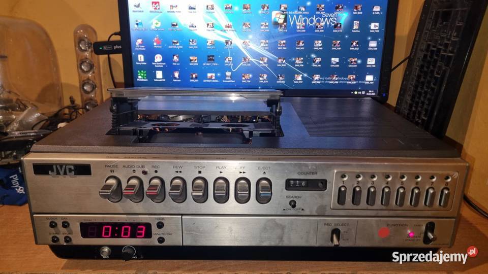 Magnetowid JVC HR3330 Pierwszy na świecie VHS