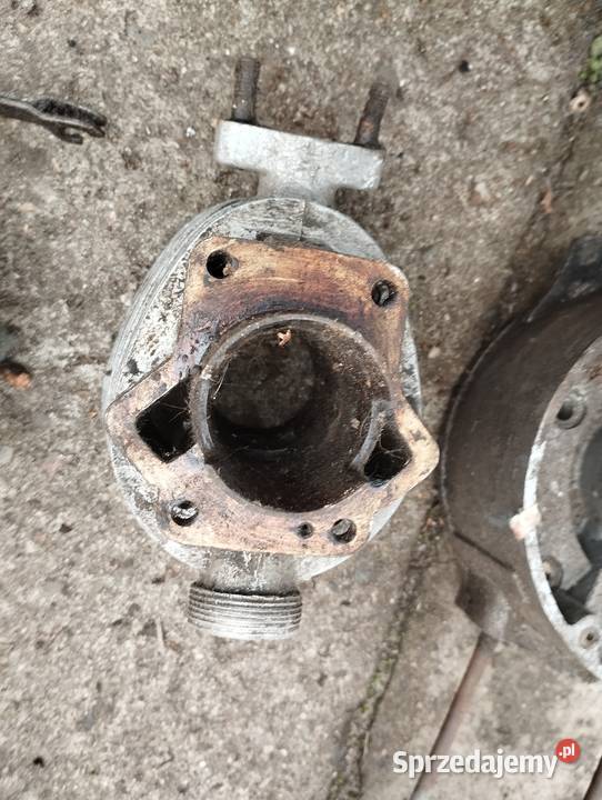 KOMAR ZZR S38 CZĘŚCI CYLINDER POKRYWA DEKIEL Jaworzno sprzedam