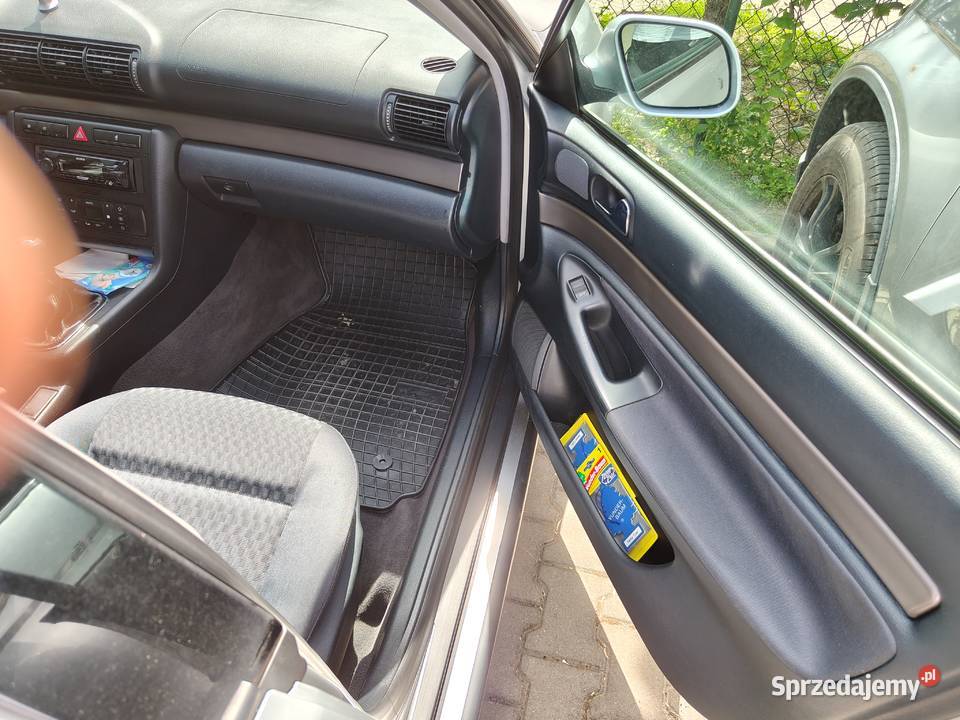 Audi A4 B 5181251999r 1800cm3 Warszawa