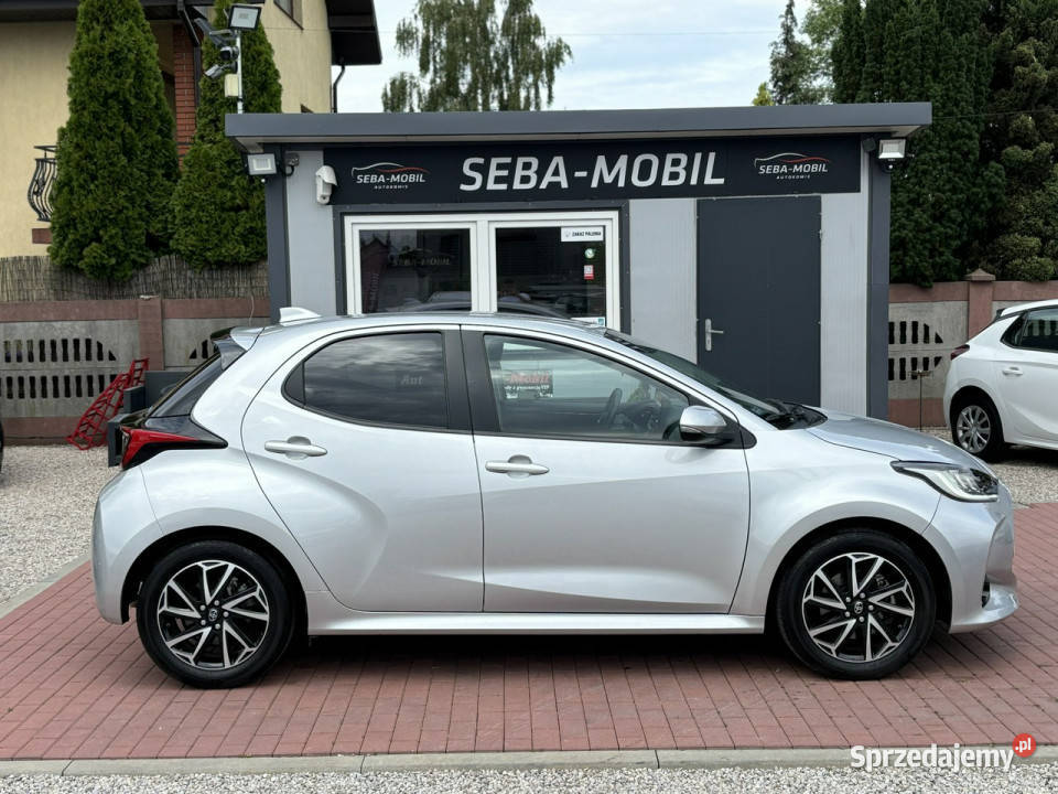 Toyota Yaris Hybryda Gwarancja Automat Salon Sade Budy