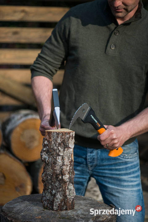 FISKARS X11 SIEKIERA ROZŁUPUJĄCA DO DREWNA Opalenica