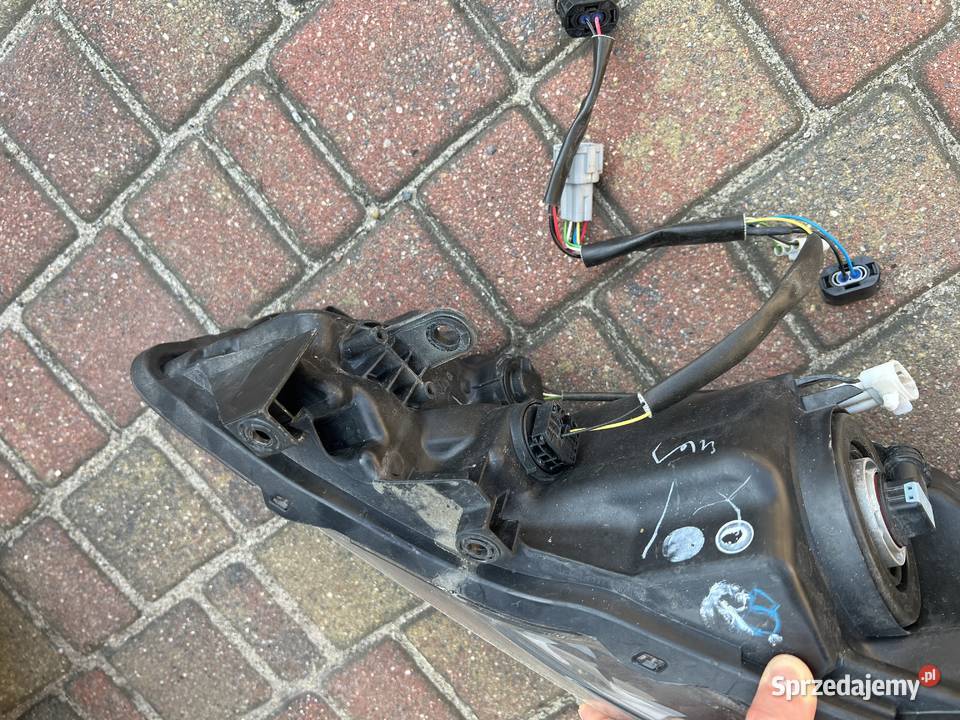 Lampa reflektor Nissan Micra k14 lampy przednie wielkopolskie Konin sprzedam