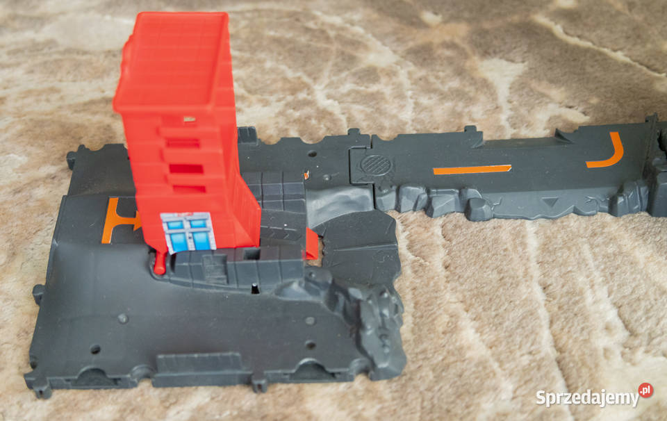 Hot Wheels City Pętla Smoka Atak smoka na straż Dla Dziecka sprzedam