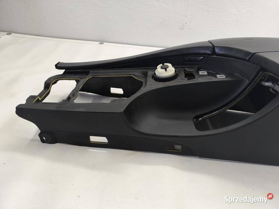 TUNEL ŚRODKOWY PODŁOKIETNIK BMW E61 7034086 Podłokietniki