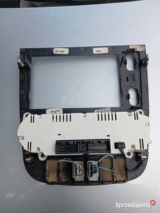 Ramkapanel sterowania klimy MB W 211 z 2008r Siedlce