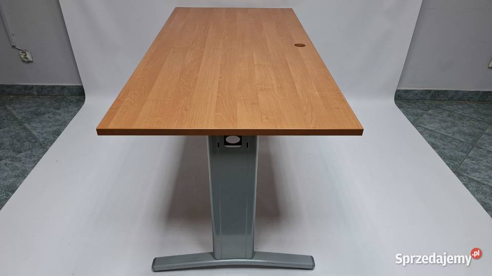 Zestaw mebli Wuteh olcha biurko 160x80 kontener Poznań