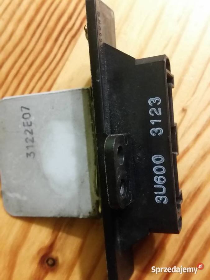 REZYSTOR OPORNIK DMUCHAWY NISSAN PRIMERA P11 Rok produkcji 1999 Motoryzacja podlaskie Bielsk Podlaski