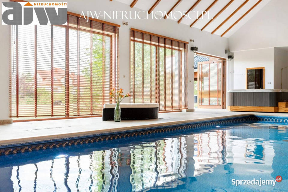 Sprzedaż domu wolnostojącego Osieck 560m2