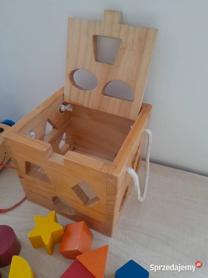 Zestaw drewnianych zabaweklabirynty zawieszki Bogatynia