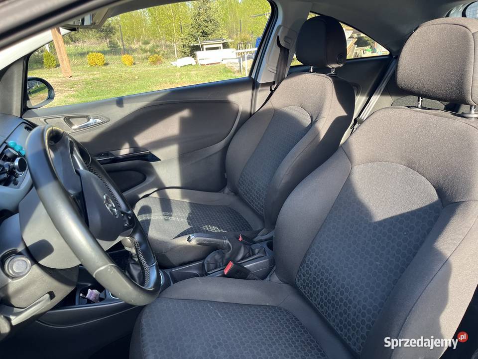 OPEL CORSA E Rok produkcji 2016 Szczecinek