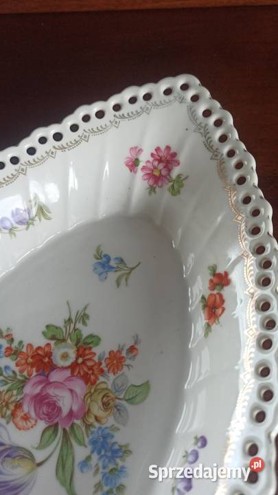 Paterka Schumann ażurowa owalna Z tulipanem