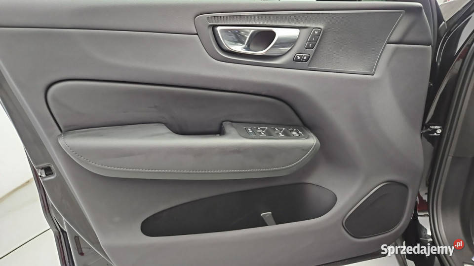 Volvo XC 60 B4 B Plus Dark aut Z Polskiego wielofunkcyjna kierownica mazowieckie Warszawa