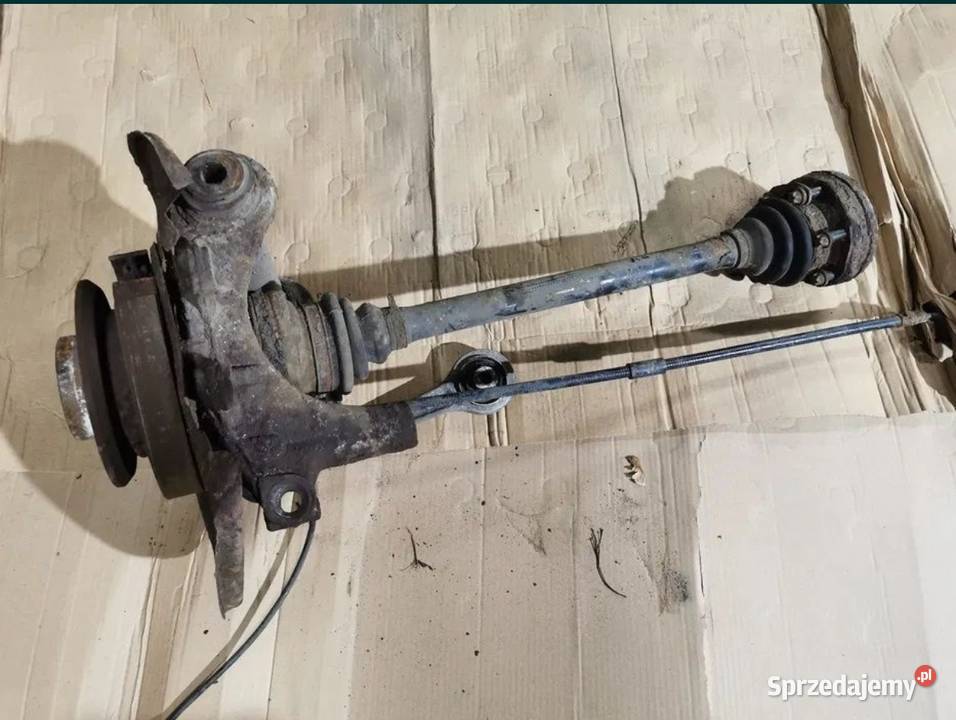 Półoś piasta prawy tył BMW e38