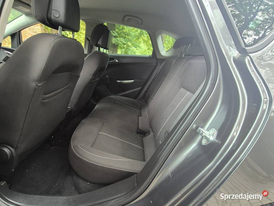 Opel Astra J 14 T Turbo 140 Hatchback 2011r isofix Kock sprzedam