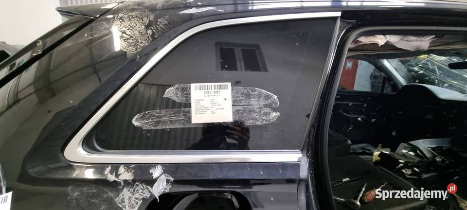 SZYBA PRAWY TYŁ AUDI Q7 II 4M