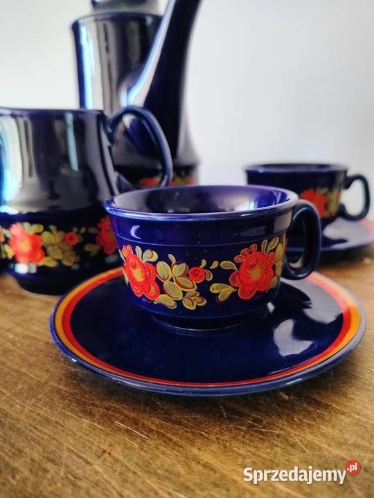 Granatowo kwiatowy zestaw porcelany stołowej Porcelana i szkło Kołaków