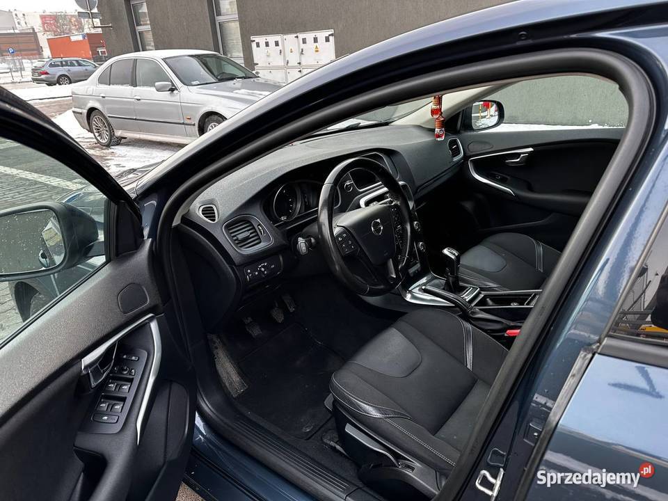 Volvo V40 2D Lift Bogata wersja wyposażenia manualna