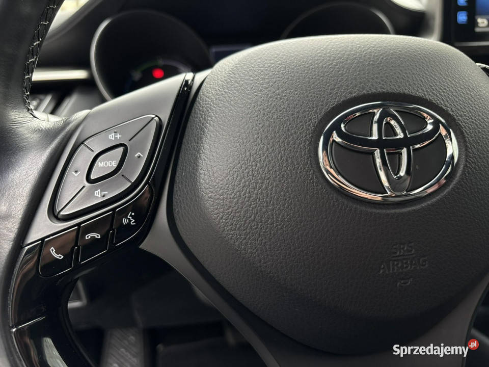 Toyota CHR 18 HSD 122 SELECTION salon Polska serwisowany w ASO Warszawa