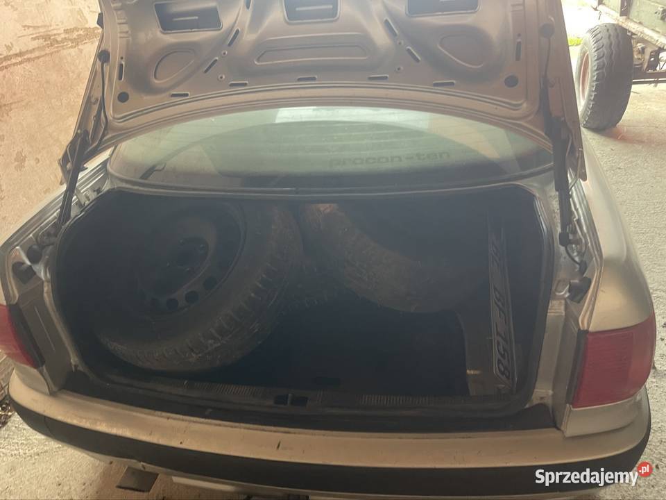 Audi 80 oryginał z1992 roku 20 B sprzedam