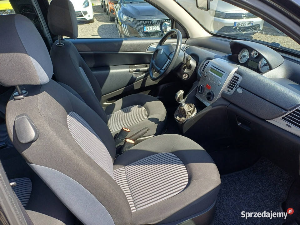 Lancia Ypsilon Klima Zarejestrowany Bezwypadkowy Chrzanów