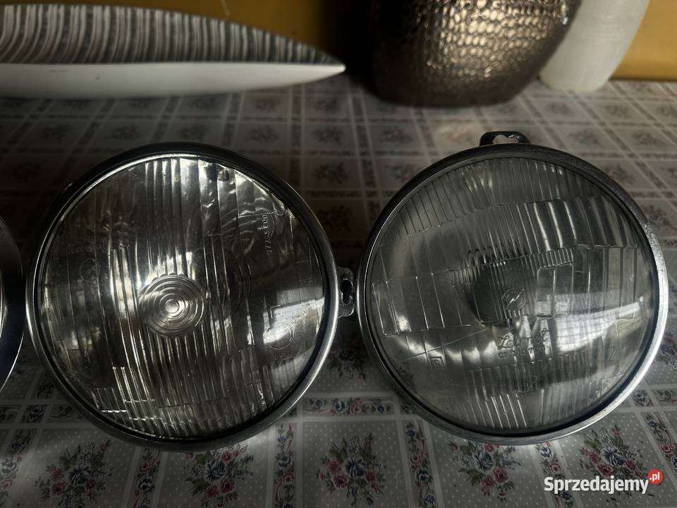 Komplet reflektorów Zelmot Fiat 125 p PRL Łagiewniki Nowe