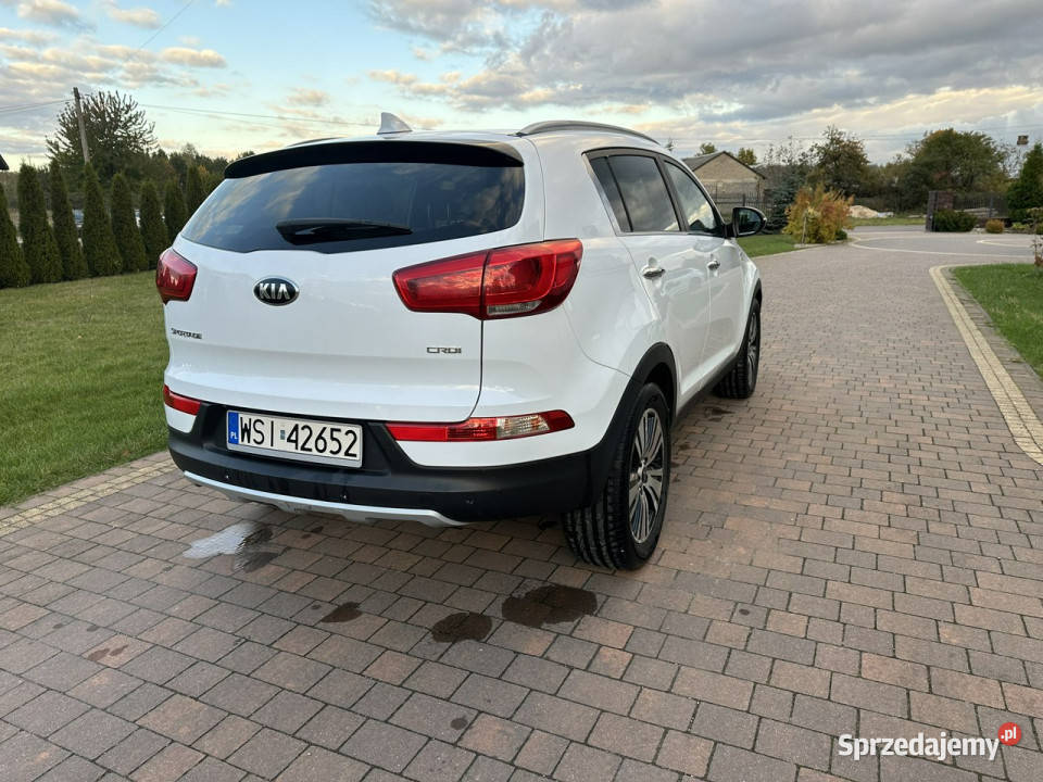 Kia Sportage panoramiczny dach 4x4 automat III