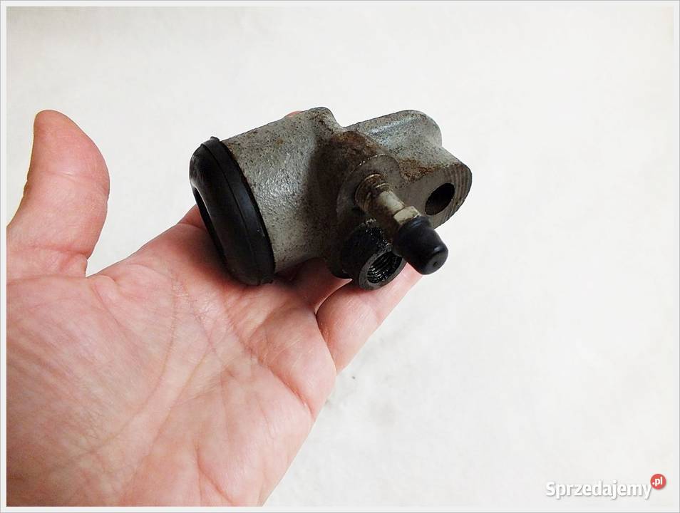 Oryginalny cylinderek przedni tłoczek hamulca Żary