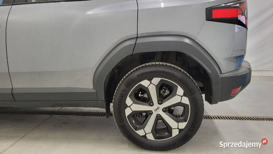 Dacia Duster 10 TCe Journey LPG II 20172024 lakier metallic Grójec