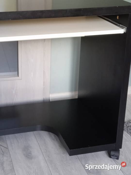 stolikbiurko pod komputer Ikea zachodniopomorskie Kołobrzeg sprzedam