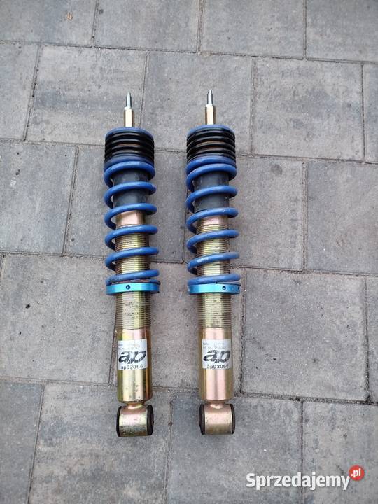 Gwint tylni golf mk1 osobowe Rumia