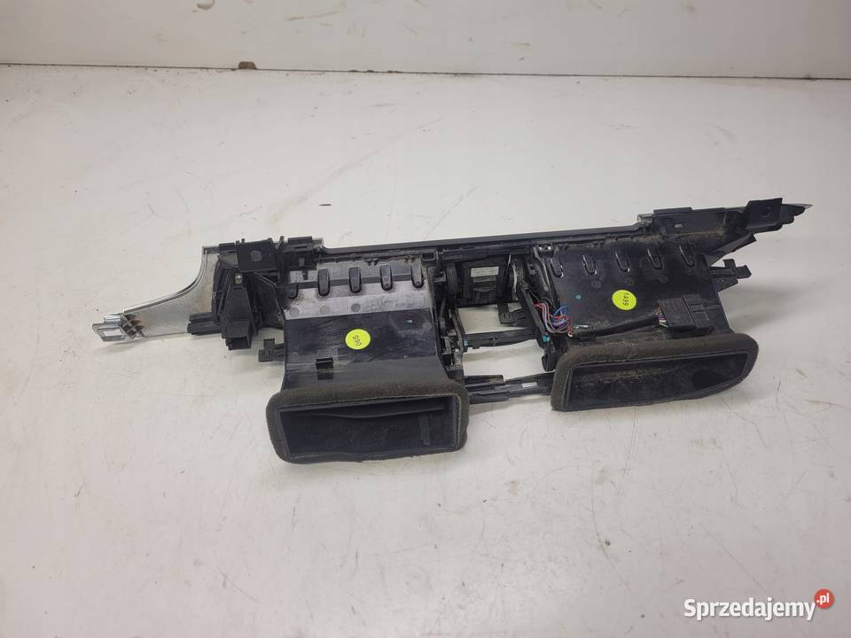 KRATKA NAWIEWU ŚRODKOWA AUDI A6 C7 A7 4G2820951 osobowe