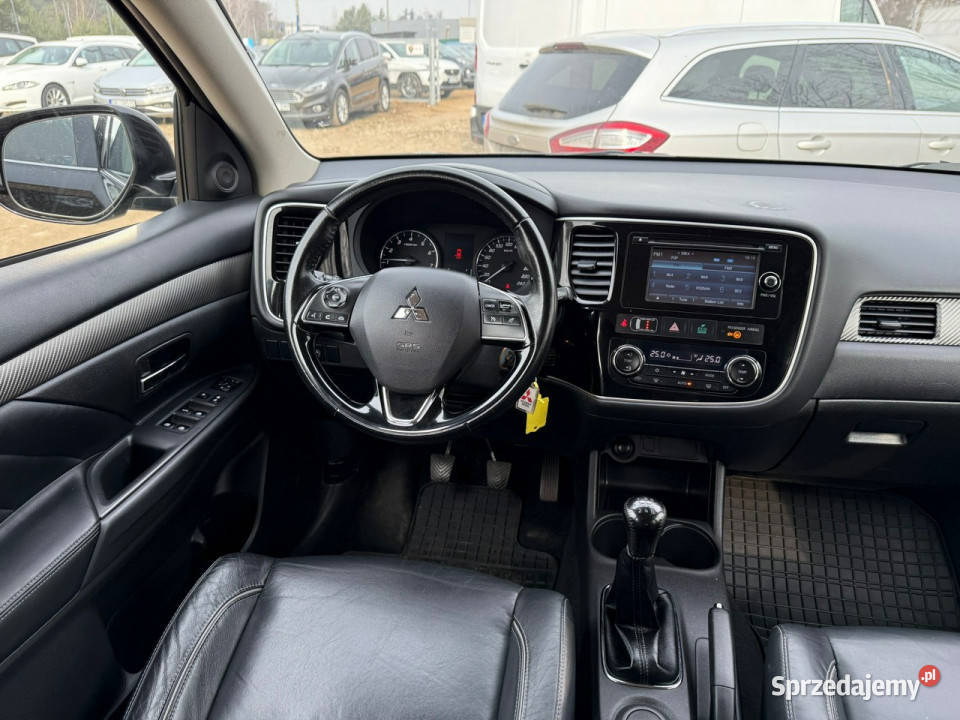 Mitsubishi Outlander 20KAT 150 Kamera Skóra nieuszkodzony Przeźmierowo