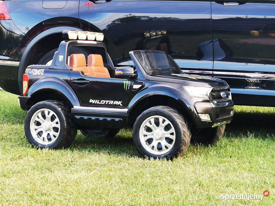 FORD RANGER WILDTRAK 4x4 pickup cabrio Pierwszy