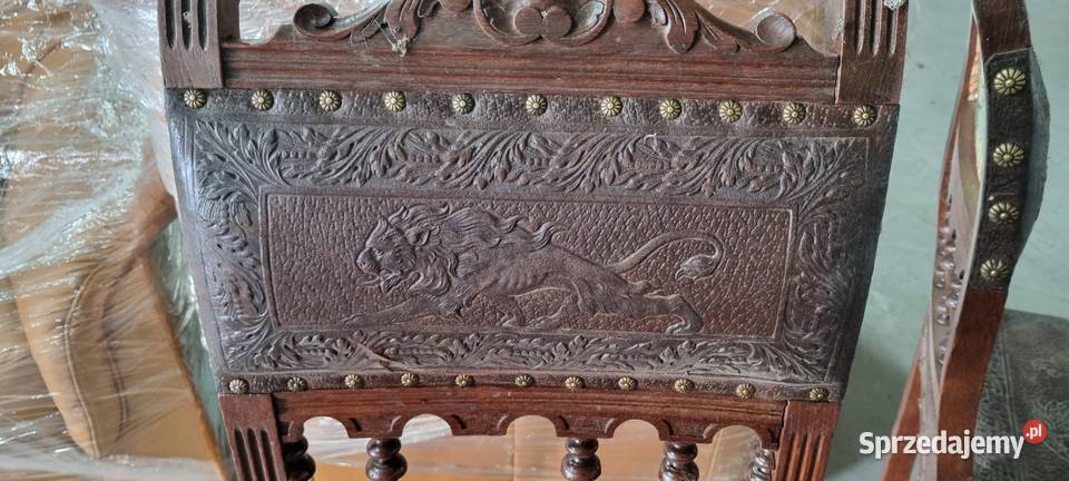 Zestaw mebli 2 kredensy francuskie stół z Pozostałe Słupca