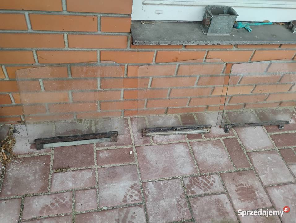 Szyby tył ych drzwi FSO Warszawa M20