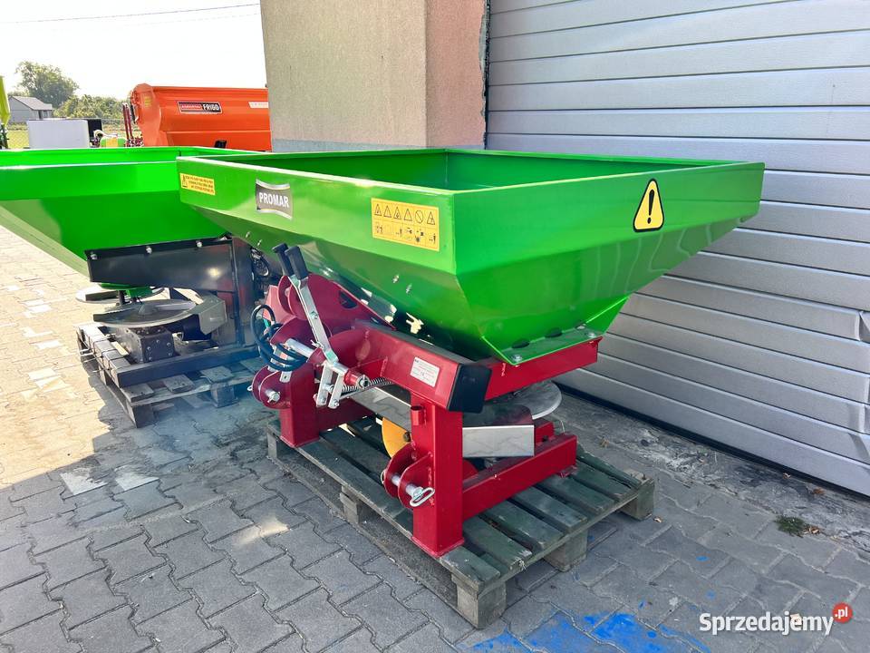 Rozsiewacz nawozów polowy RS600N 2tarczowy 600 Lubin