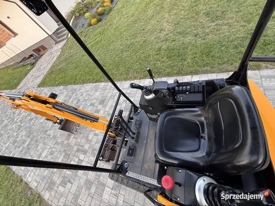 Minikoparka JCB 16c1 Głogowo