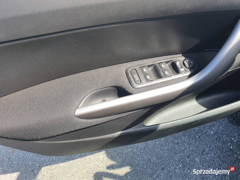 Peugeot 308 16 HDI 2013 klimatyzacja tempomat nieuszkodzony Lubliniec