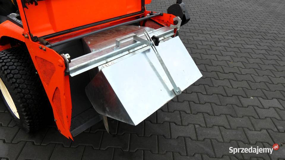 Deflektor pokosu do traktorów KUBOTA seria GR łódzkie Świnice Warckie