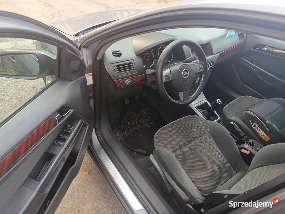 Opel Astra h kombi klimatyzacja Astra Gniezno