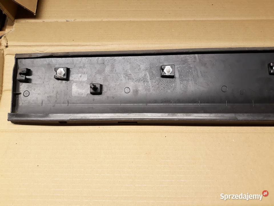VW TCROSS LISTWA DRZWI PRAWA PRZÓD PRAWYCH Karoseria Międzychód