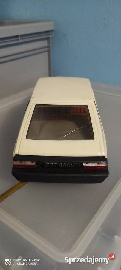 Polonez Borowicz CZZ sterowany na kabel PRL Gniezno