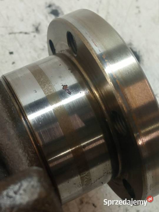 WAŁ KORBOWY 55560953 16 16V A16XER Opel Astra IV