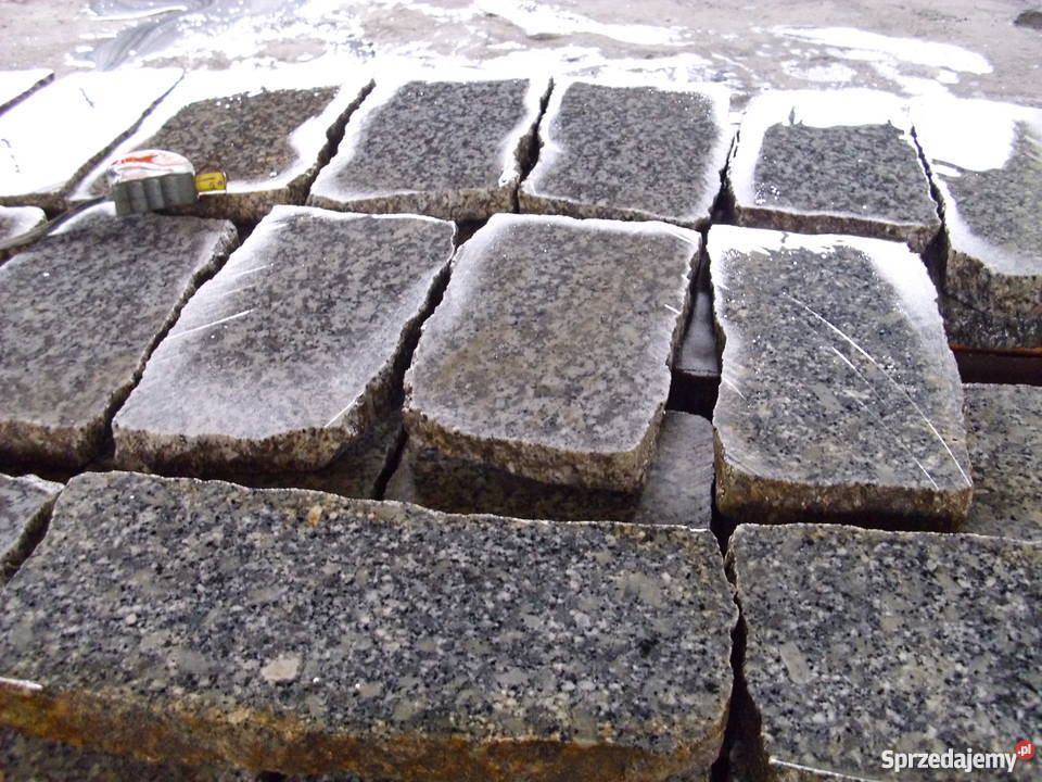 Kamień polny łupanyciętygranit cięty cegła cięta