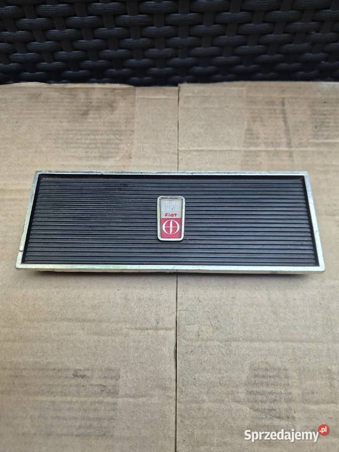 Fiat 125p emblemat polski fiat zaślepka licencja Emblematy śląskie Jaworzno