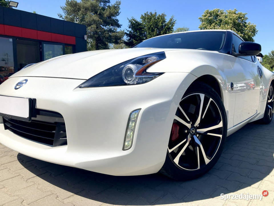 Nissan 370 Z Niski przebieg Super stan Automat ABS
