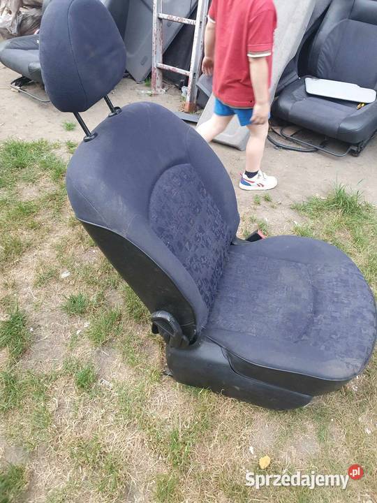 Fotel prawy pasażera Peugeot 206 3 drzwi Kraków sprzedam