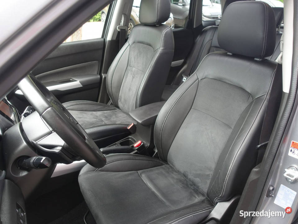 Suzuki Vitara 16i Panorama Ledy Półskóra Alu tempomat Częstochowa
