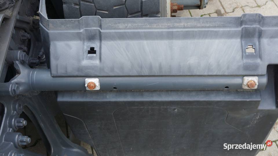 WSPORNIK BŁOTNIKA TYŁ LP MERCEDES ACTROS 1845 osobowe Nowy Tomyśl